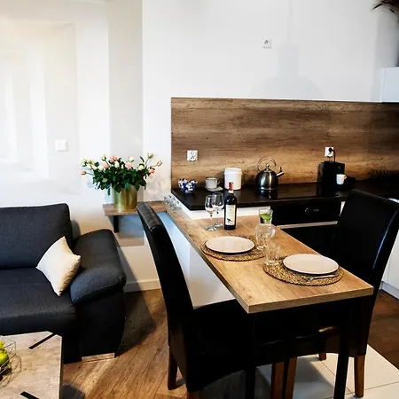 Maya's Flats & 42 - Walowa St Apartamento Gdansk